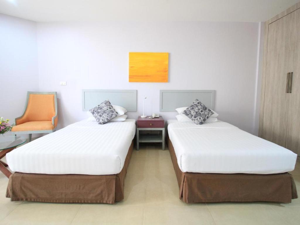 Hotel Tropicana Патая Екстериор снимка