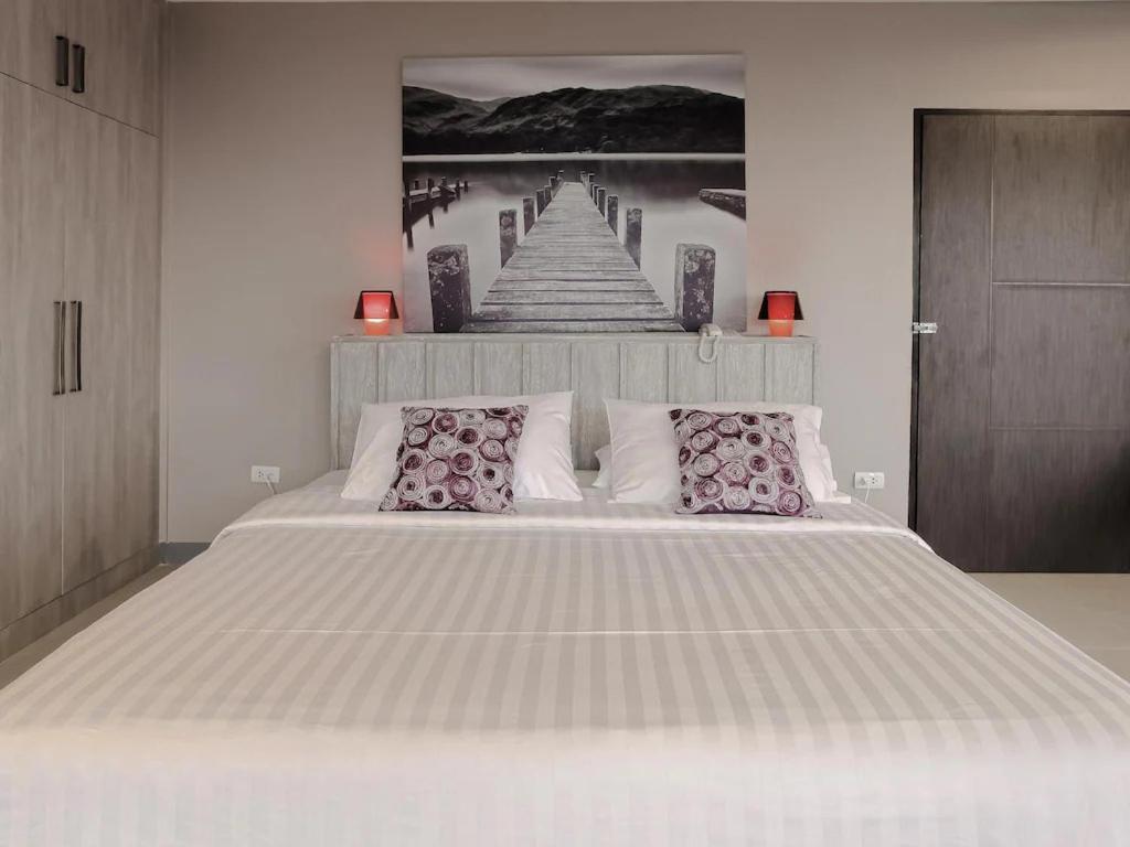 Hotel Tropicana Патая Екстериор снимка