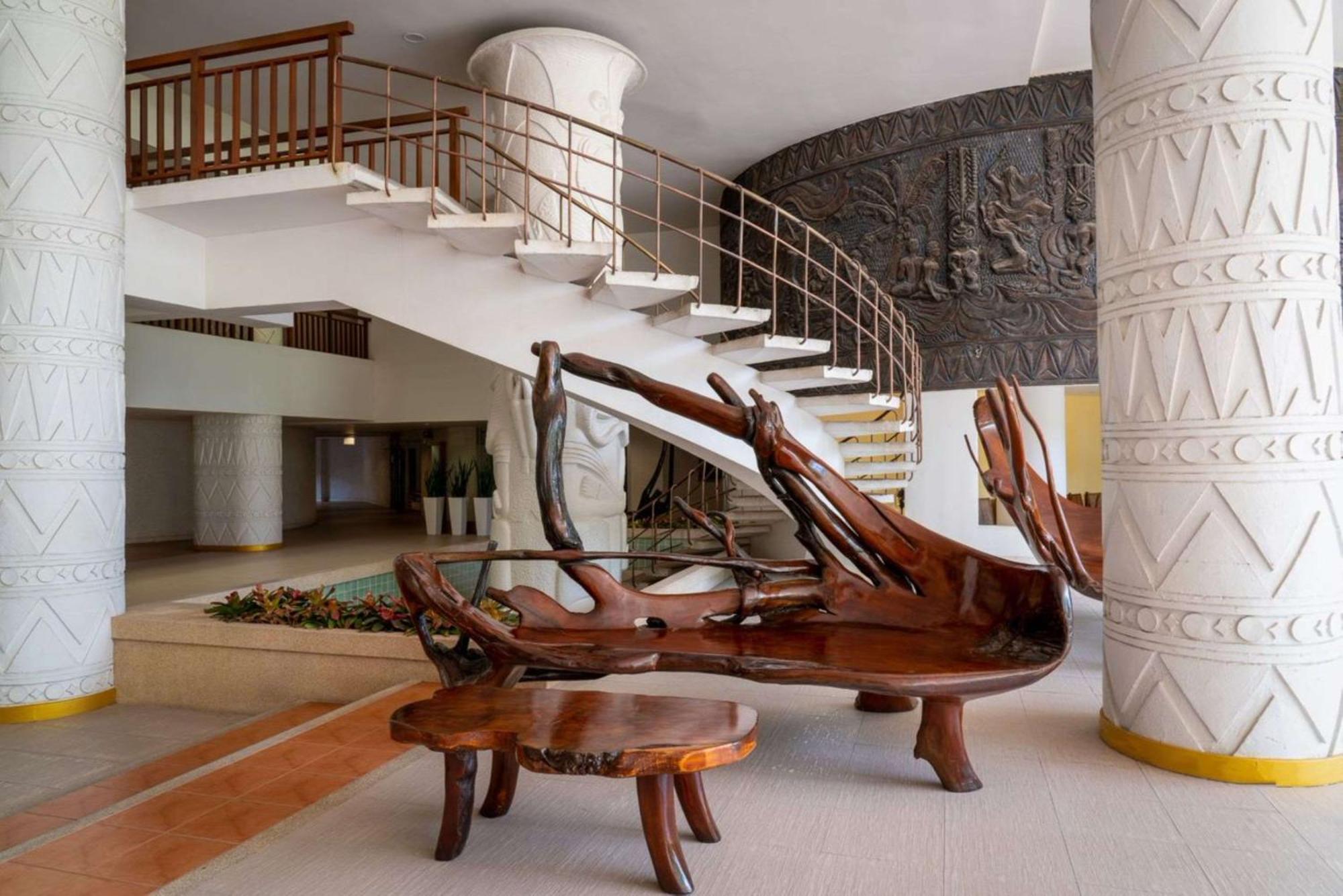 Hotel Tropicana Патая Екстериор снимка